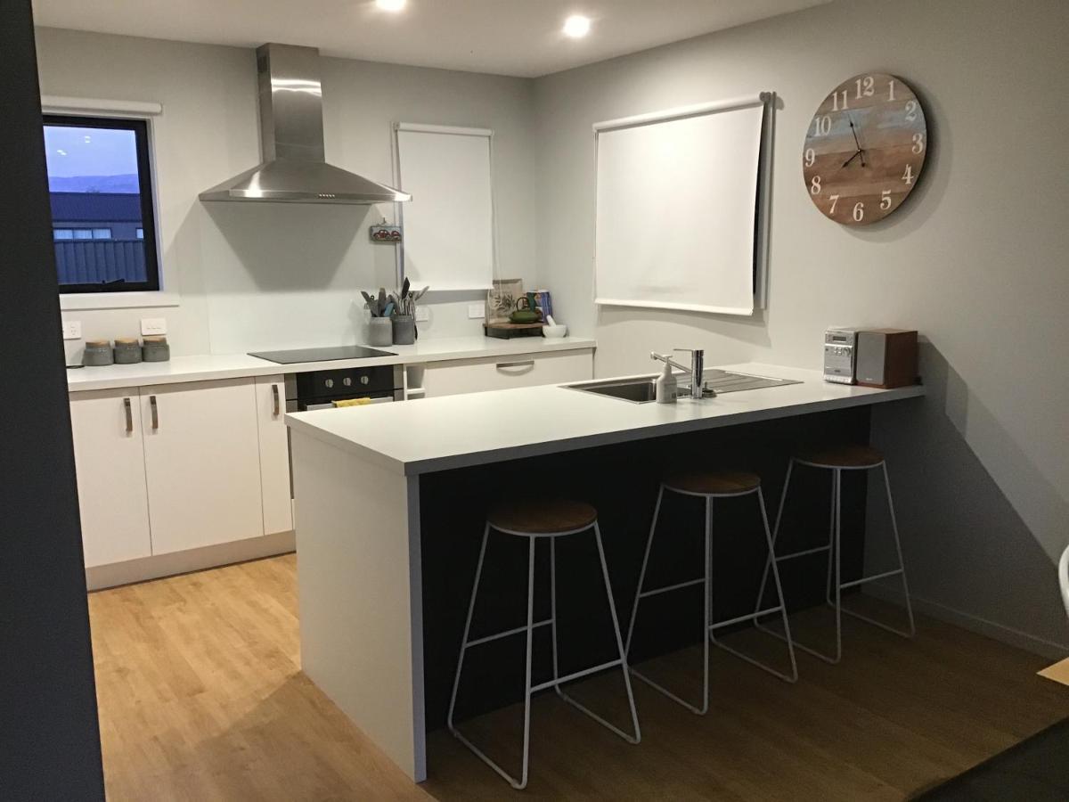 Cromwell Retreat Villa Екстериор снимка