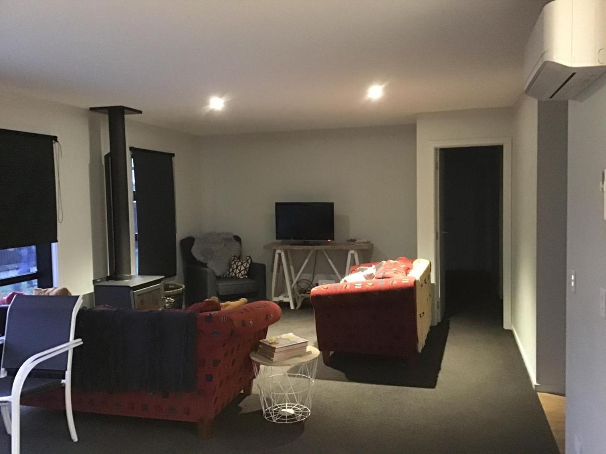 Cromwell Retreat Villa Екстериор снимка